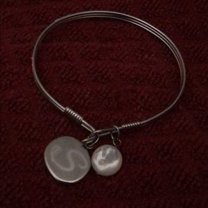 Initial bracelet S